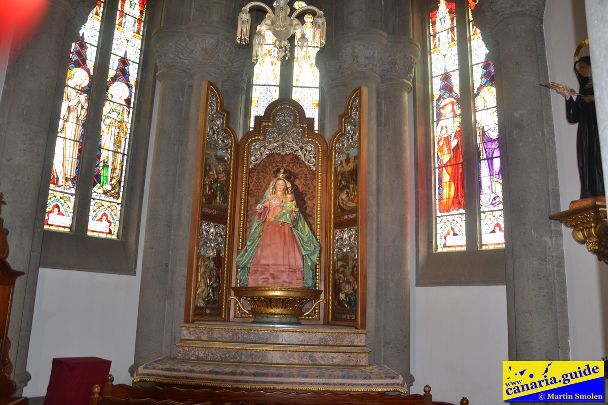 Arucas, Iglesia de San Juan Bautista - Capilla de la Virgen del Rosario
