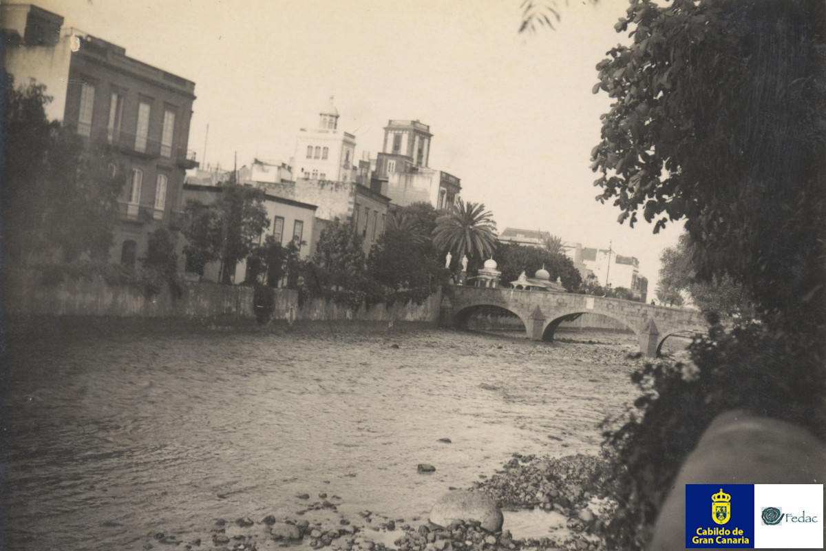 Puente de Piedra, 1926